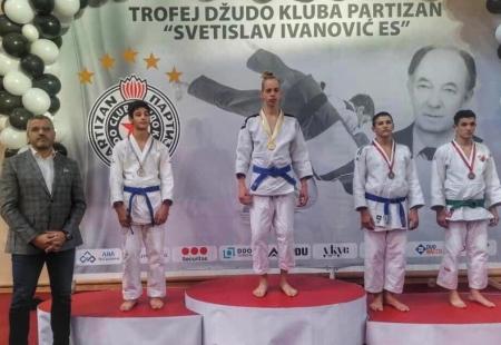https://storage.bljesak.info/article/363324/450x310/judo klub neretva rino vrljic.jpg
